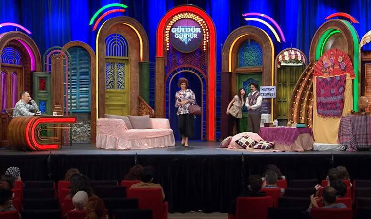 Güldür Güldür'de dikkat çeken ayrılık: Ecem Erkek ve Murat Akkoyunlu projeye veda etti