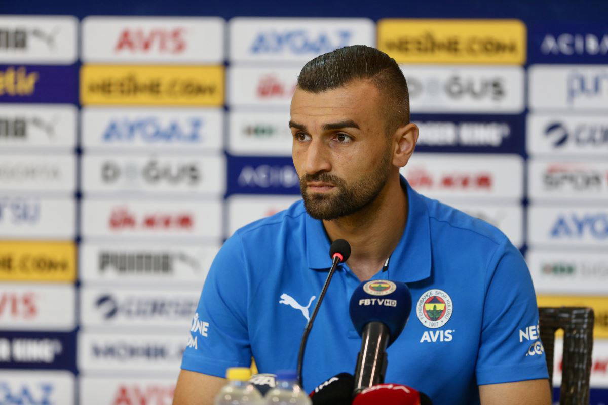 Beşiktaş, Fenerbahçe, Galatasaray ve Trabzonspor, transferlerine başladı