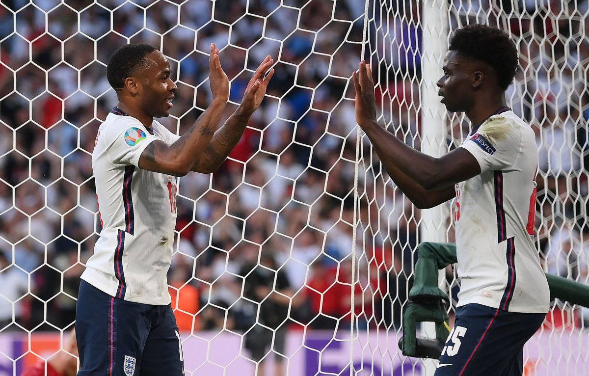 Bukayo Saka, İngiltere futbol tarihine geçti