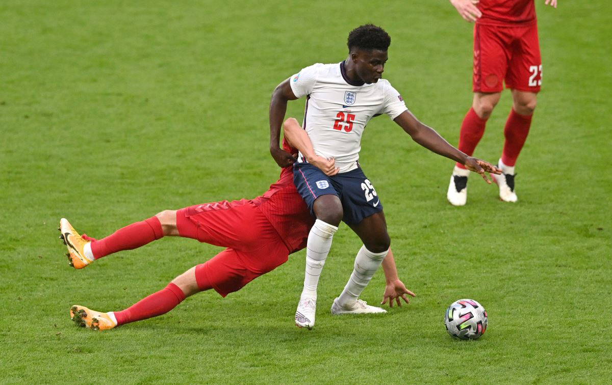 Bukayo Saka, İngiltere futbol tarihine geçti