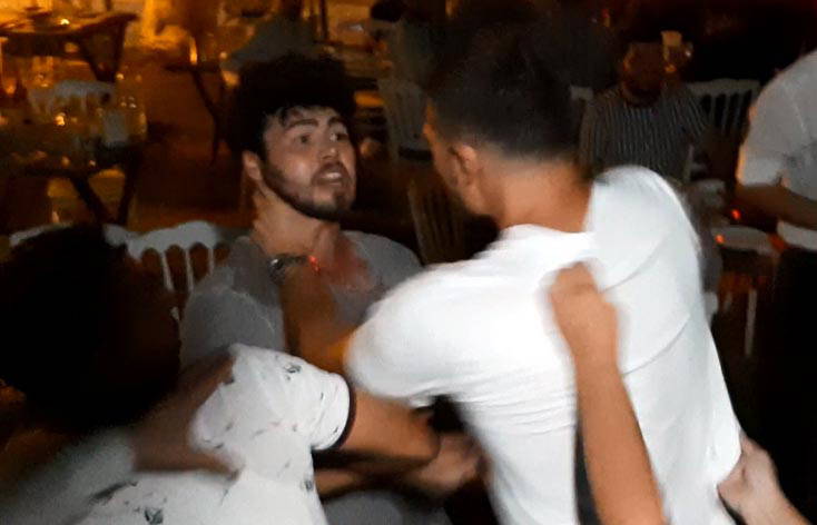 'Kırkpınar Ağası'na eli yanlışlıkla değen gazeteciye yumruklu saldırı