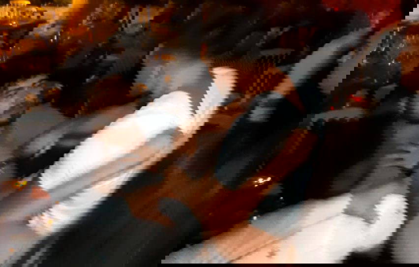 'Kırkpınar Ağası'na eli yanlışlıkla değen gazeteciye yumruklu saldırı