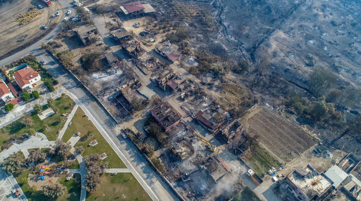 Manavgat'taki büyük yangın 5'inci gününde