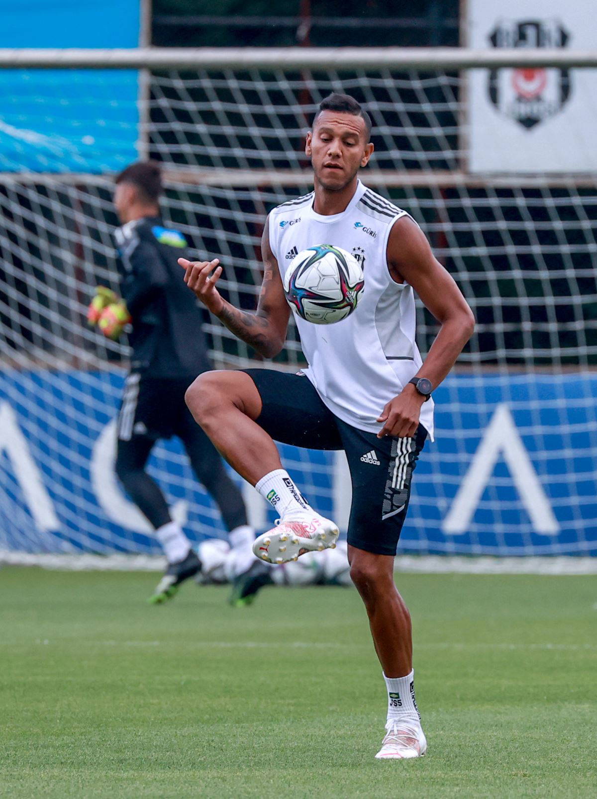 Beşiktaş'ta Josef de Souza, Al-Ahli taraftarıyla diyaloğa girdi