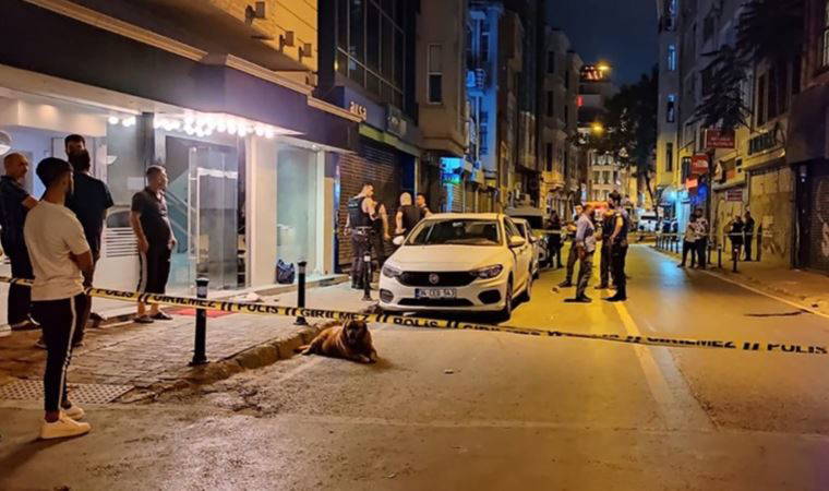 Karaköy’de olaylı gece: 1 kişi hayatını kaybetti, 1 yaralı - Son Dakika ...