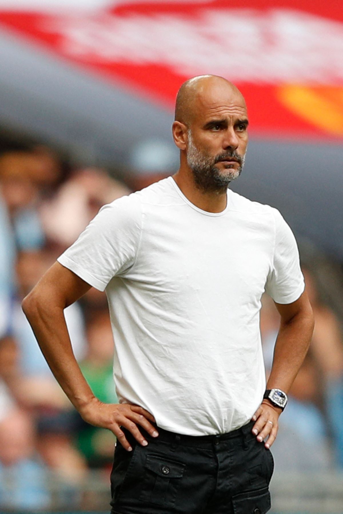 Kulüp başkanı çıldırdı: İstersem Messi ve Ronaldo'yu getiririm