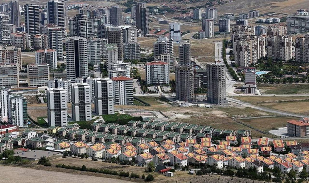 Konut kredisinde bankaların faiz oranları düştü: Hangi banka ne kadar faiz uyguluyor?