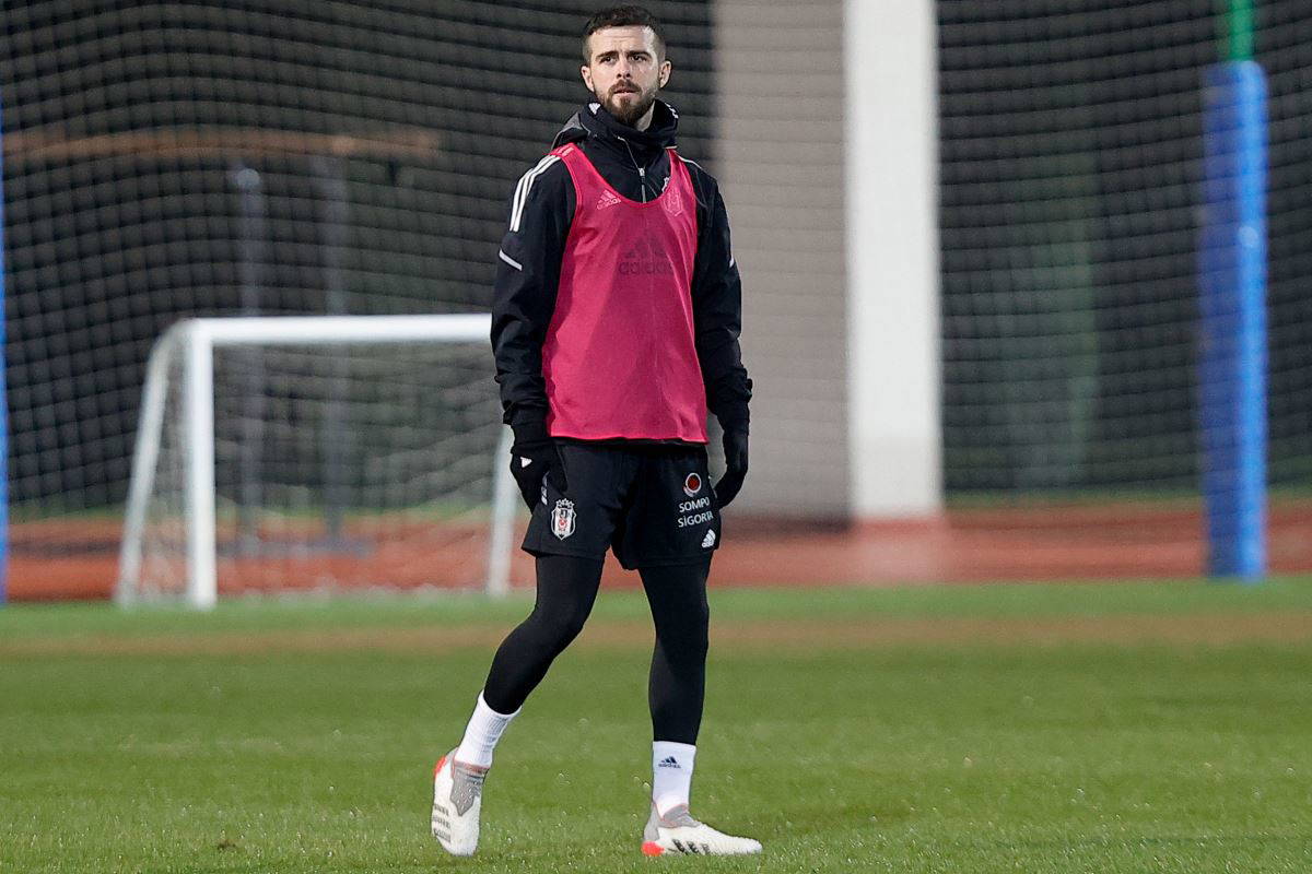 Serie A ekibi Inter'den Miralem Pjanic'e kanca