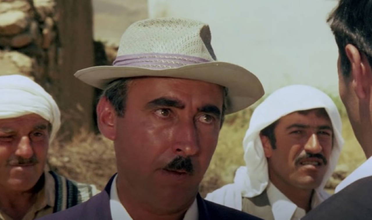 Kibar Feyzo filminin konusu nedir, oyuncuları kimler?