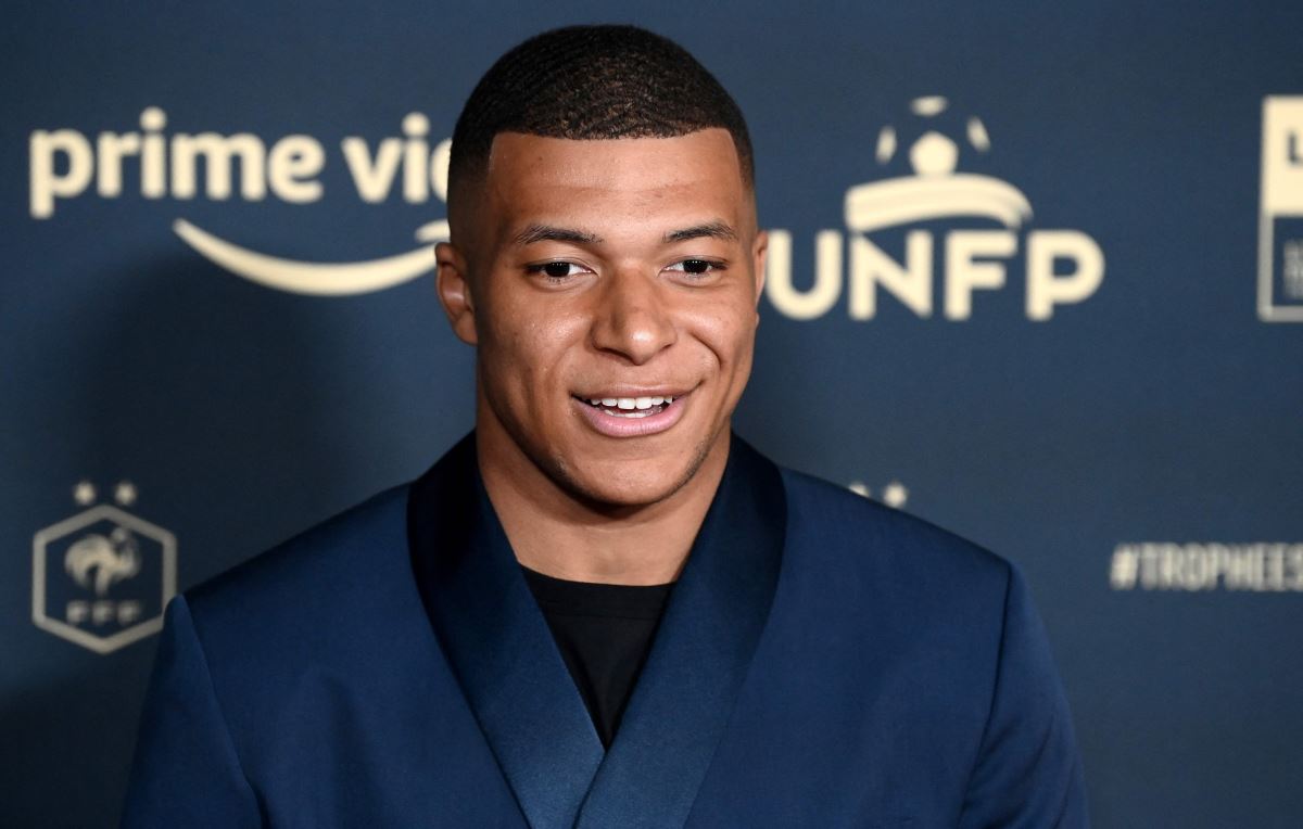 Kylian Mbappe'den ters köşe! Herkes Real Madrid derken...