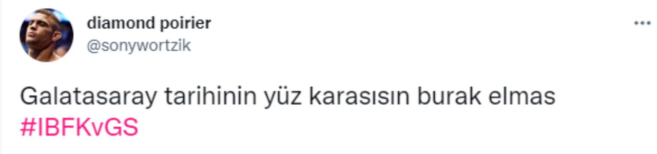 Fırat Aydınus'a çiçek veren Burak Elmas'a taraftardan tepki yağdı