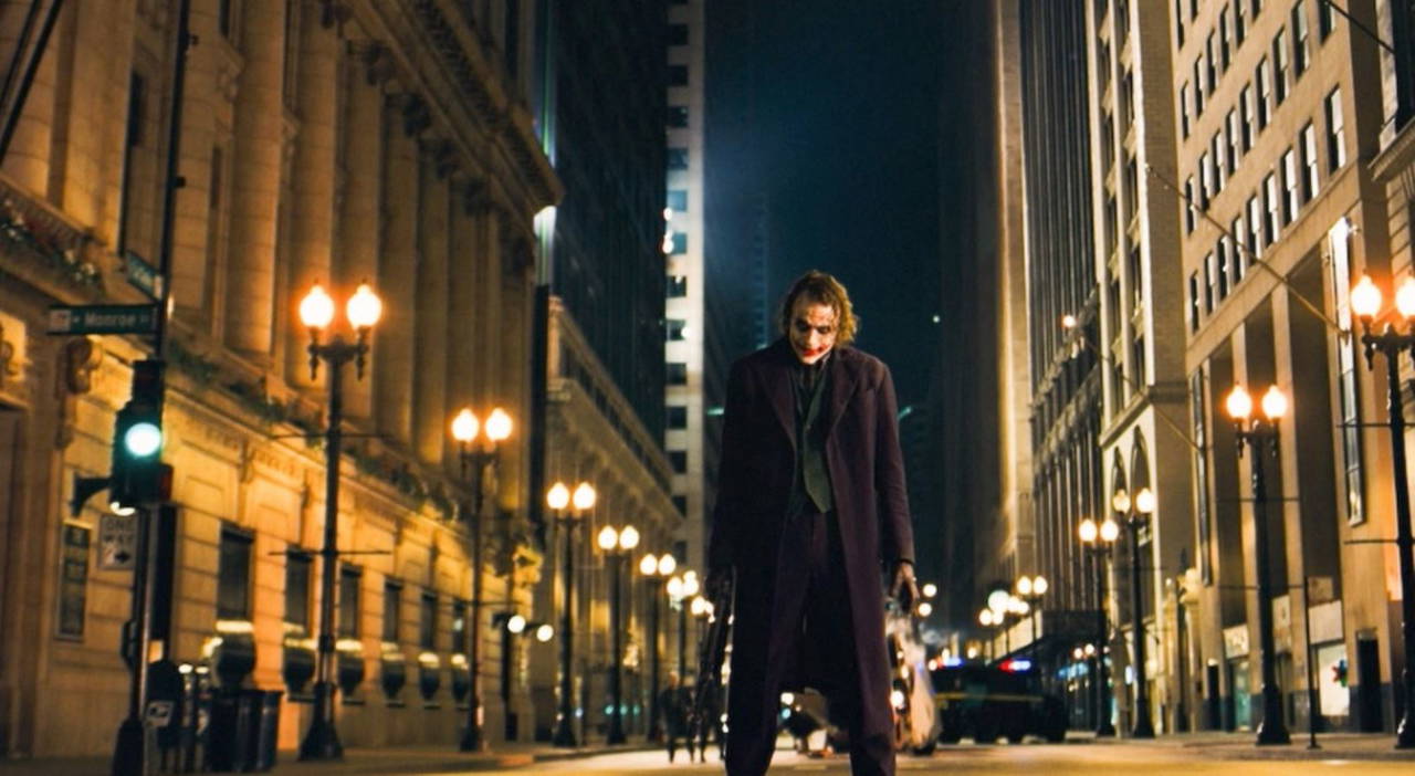 Kara Şövalye filmi konusu nedir?