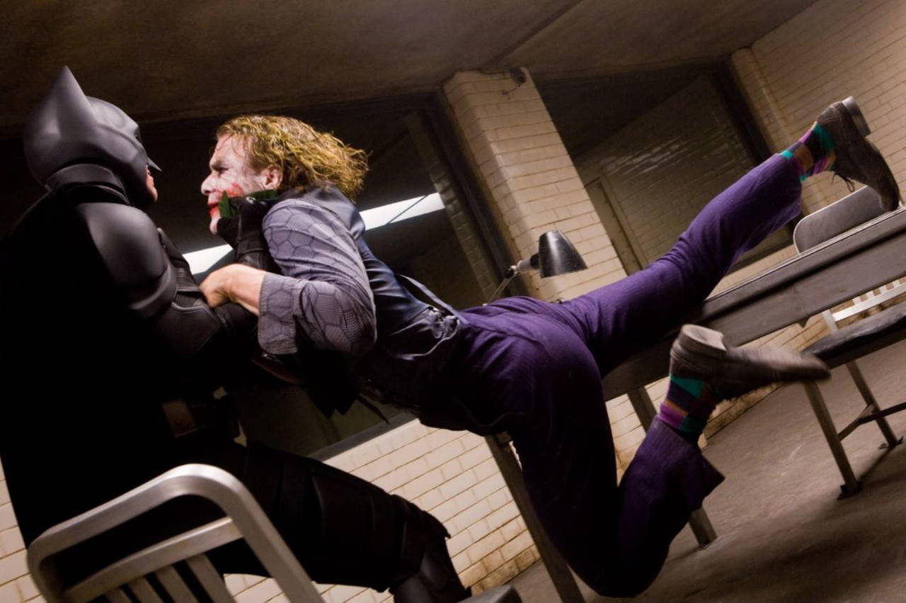 Kara Şövalye filmi konusu nedir?