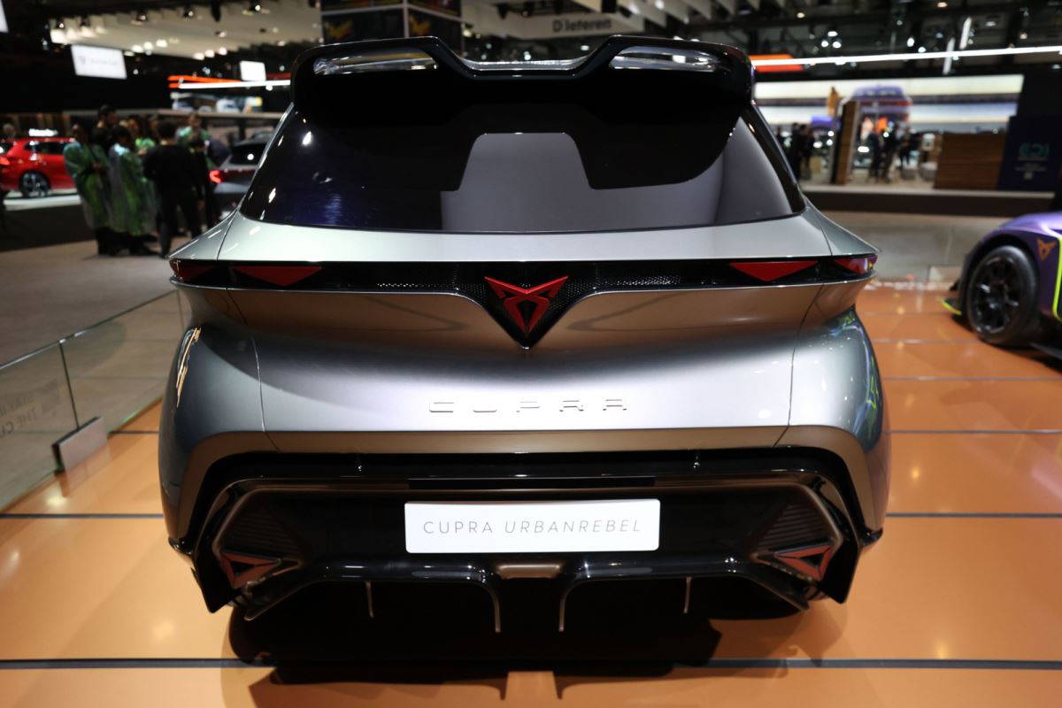 Brüksel Otomobil Fuarı'ndan öne çıkan modeller