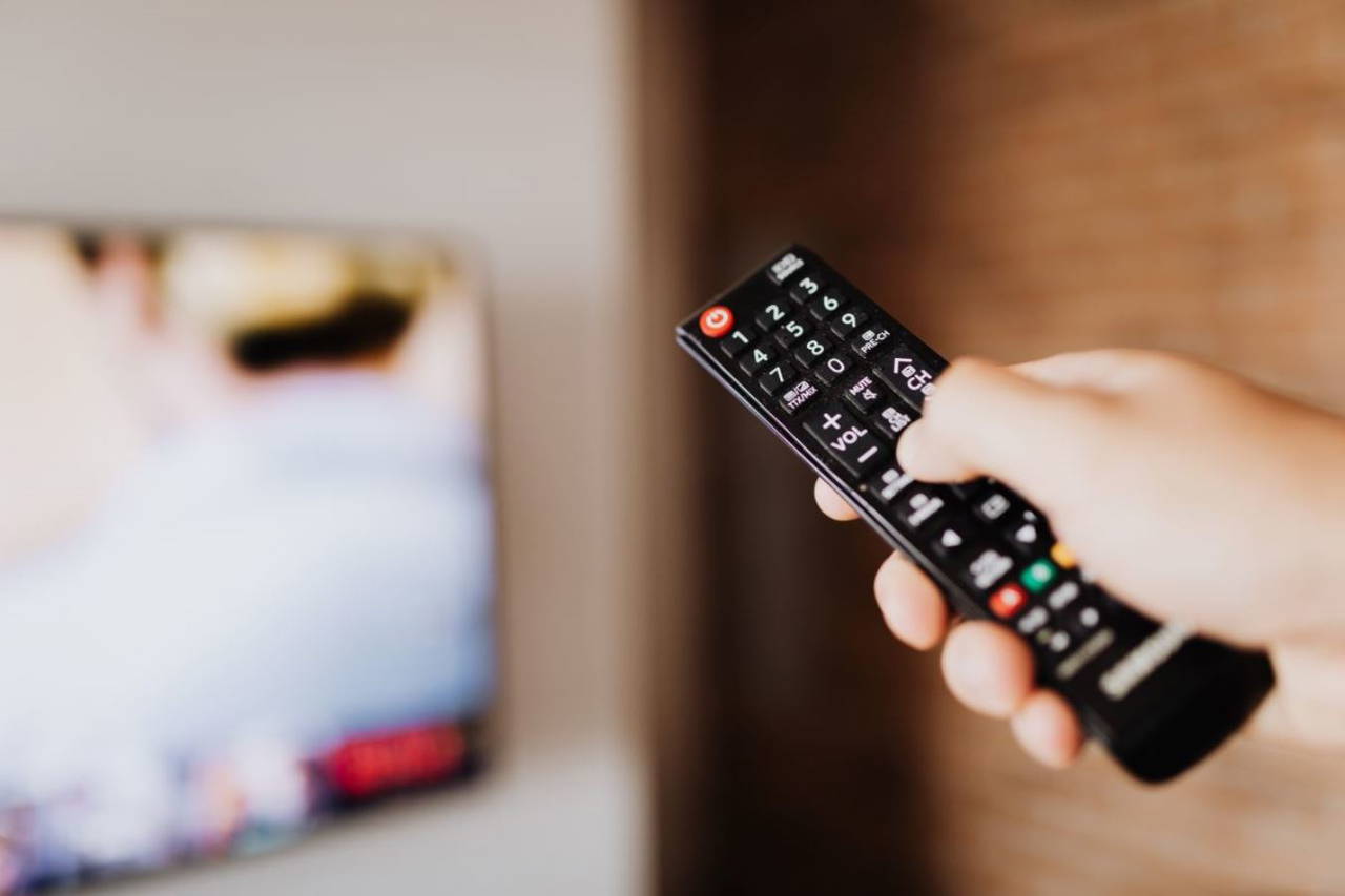 TV yayın akışı 28 Temmuz Pazar! Hangi kanalda ne var, günün filmleri ve dizileri neler?