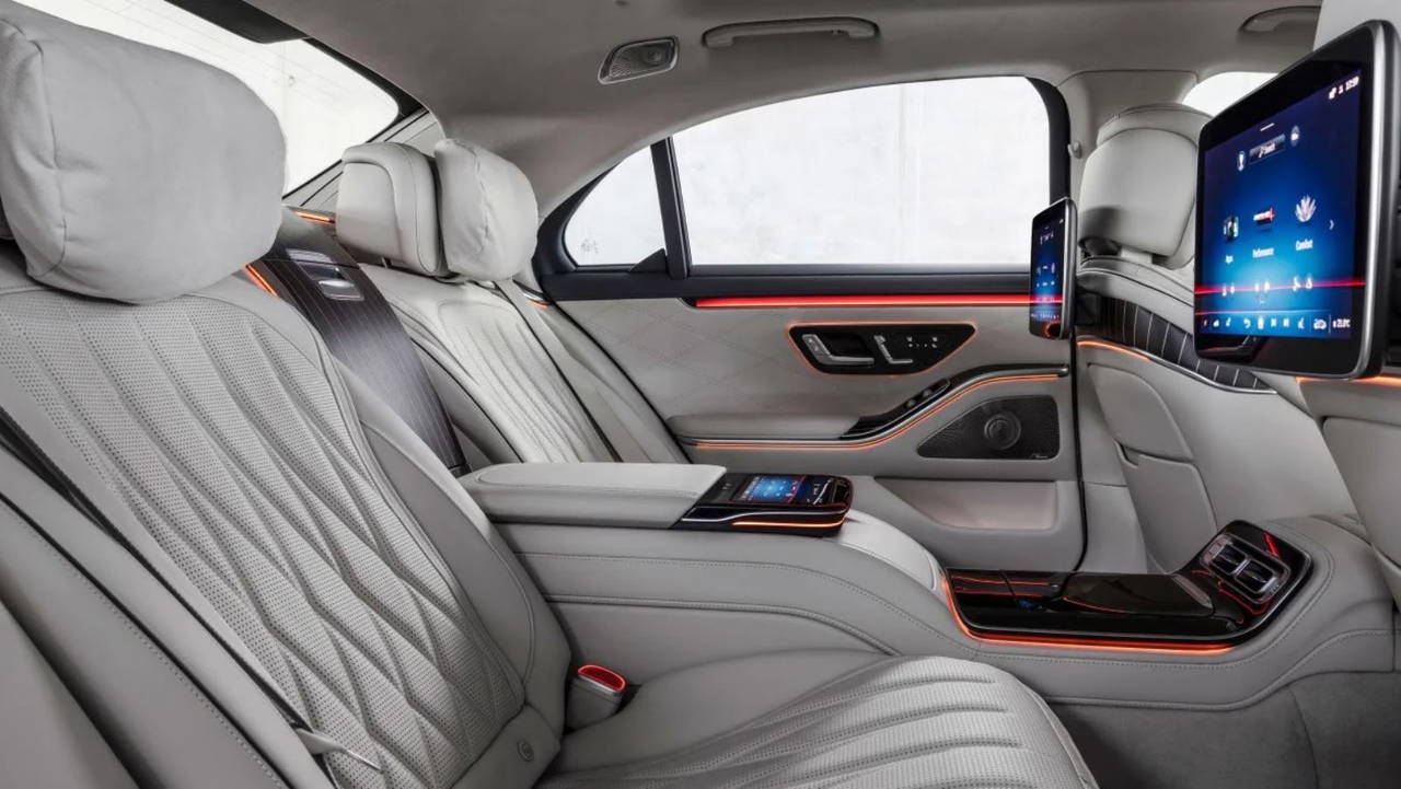 Mercedes AMG S 63 E-Performance yola adımını atıyor