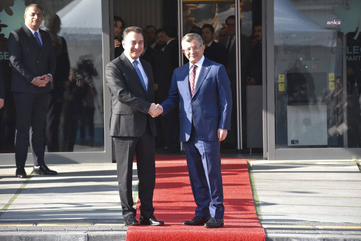 Altılı masanın 10'uncu buluşmasından ilk fotoğraflar