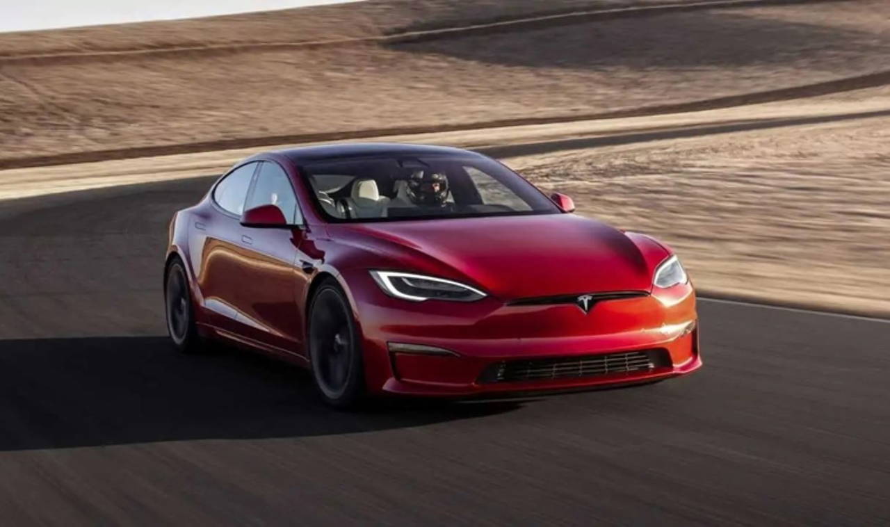Elektriklide talep uygun fiyatlı modellere kaydıkça Tesla'da düşüş sürüyor! Hisseler çakıldı...