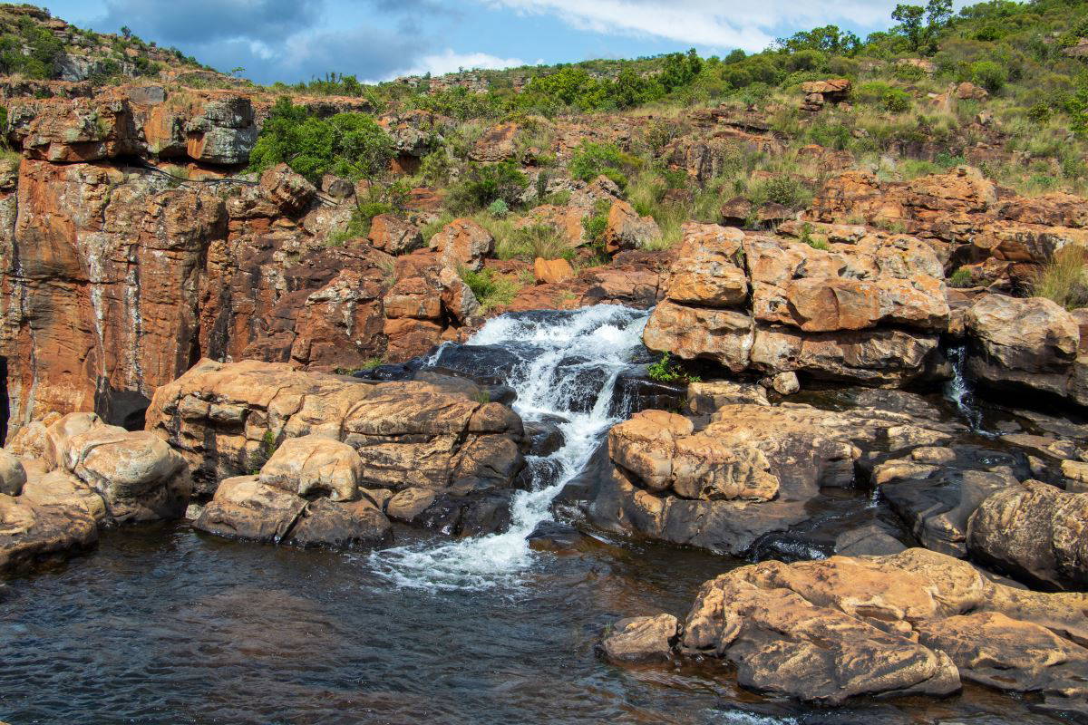Güney Afrika'nın doğal güzelliklerinden biri: Bourke'nin Şans Çukurları