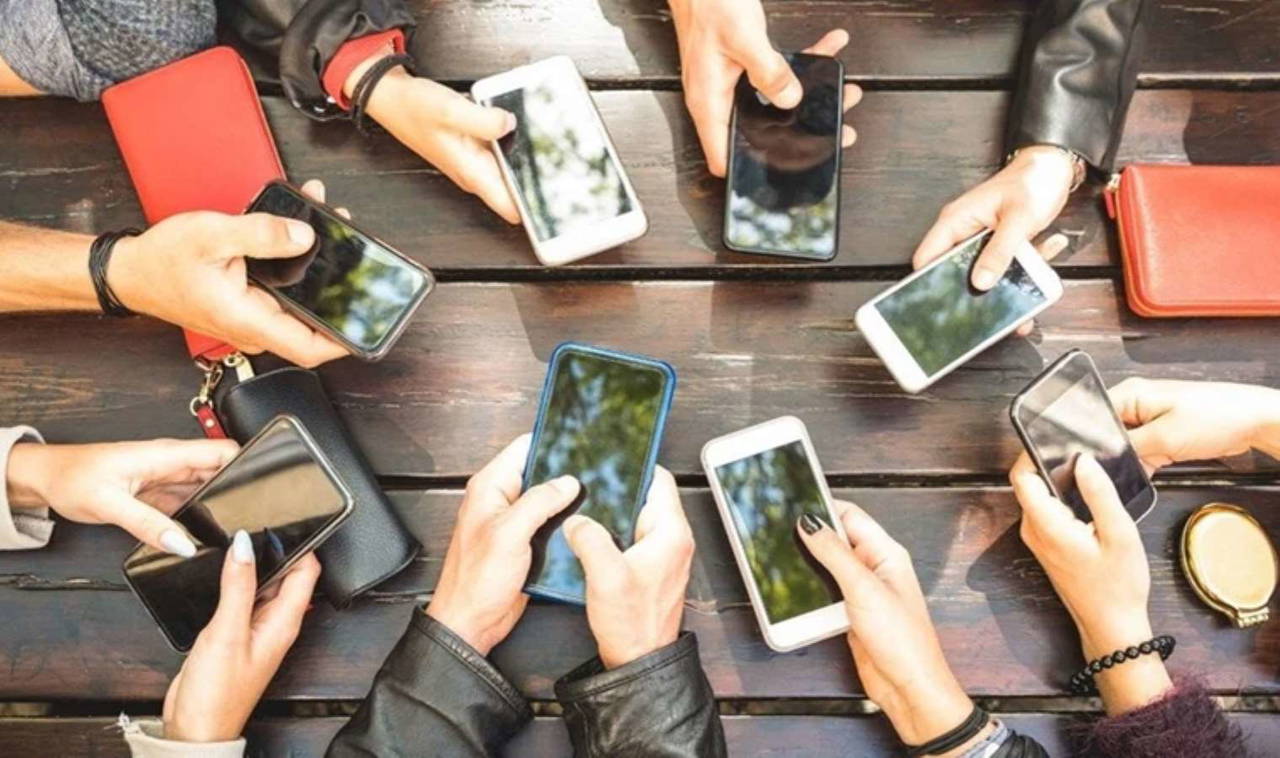 Kaçak cep telefonu kullanımında olağanüstü artış! Vergi kaybı 30 milyar TL'yi aştı