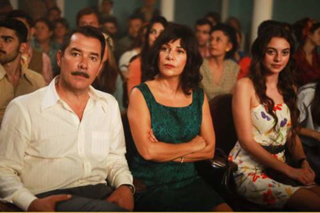 TV yayın akışı 19 Ekim Perşembe! Hangi kanalda ne var, günün filmleri ve dizileri neler