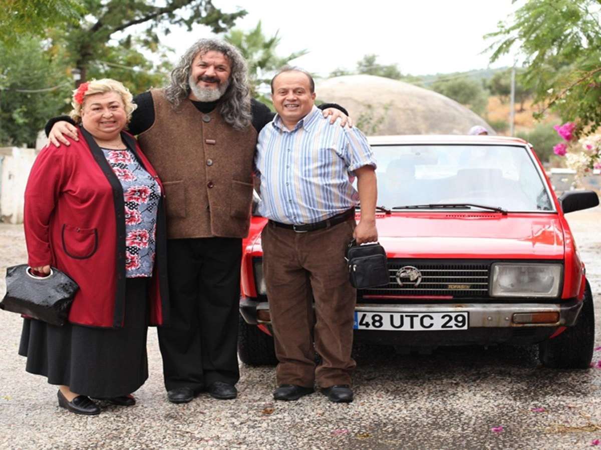 TV yayın akışı 23 Ekim Pazartesi! Hangi kanalda ne var, günün filmleri ve dizileri neler?