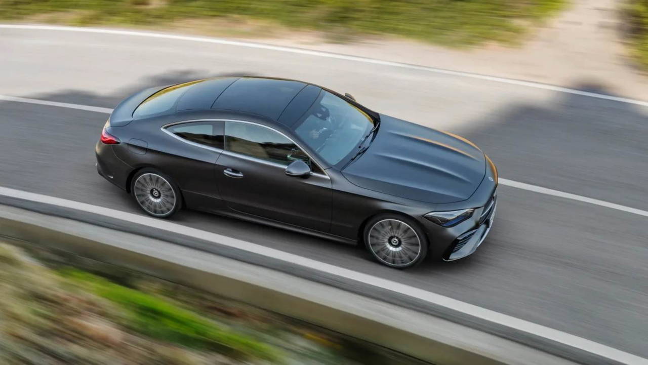 Mercedes'te E ve C Serisi yerine CLE geliyor! İşte fiyatı ve teknik özellikleri...