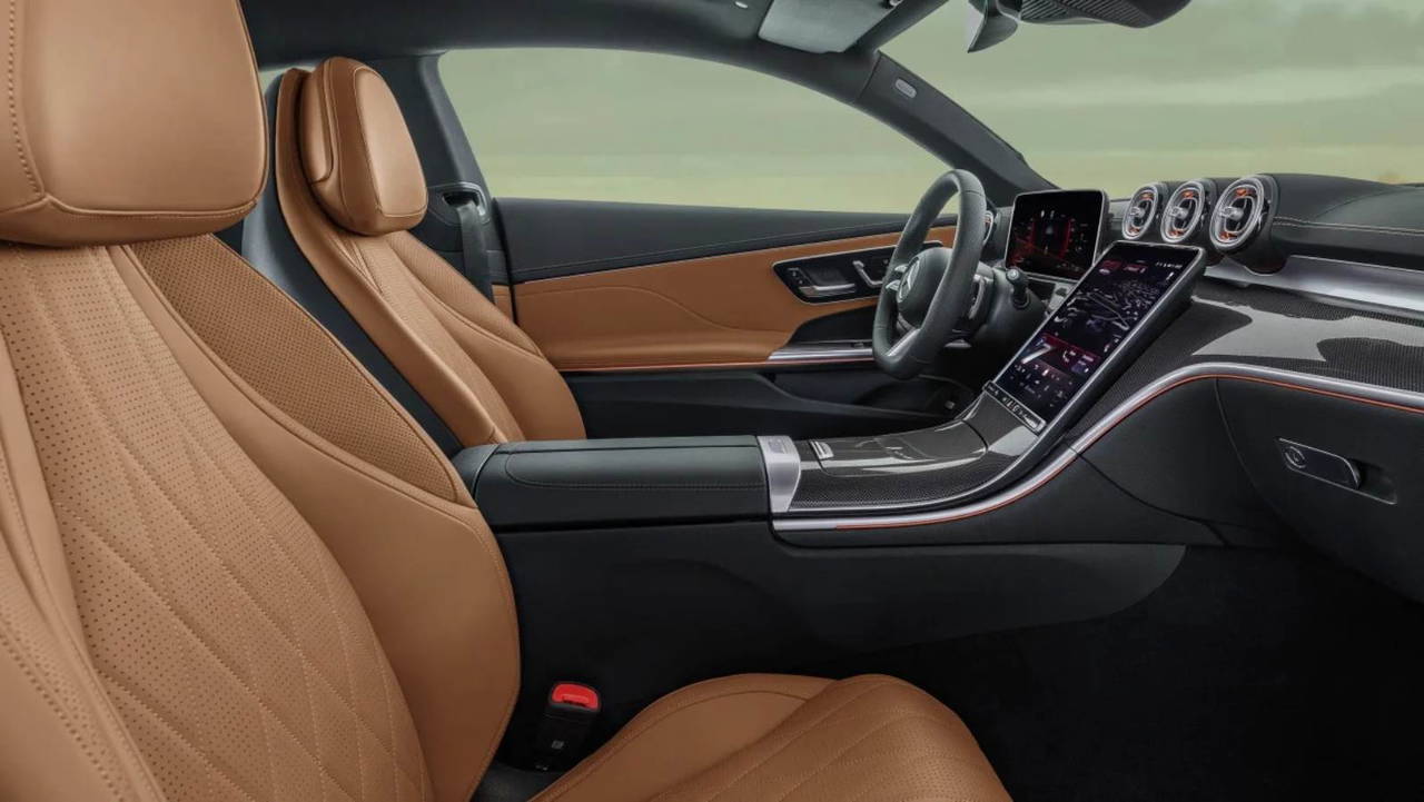 Mercedes'te E ve C Serisi yerine CLE geliyor! İşte fiyatı ve teknik özellikleri...