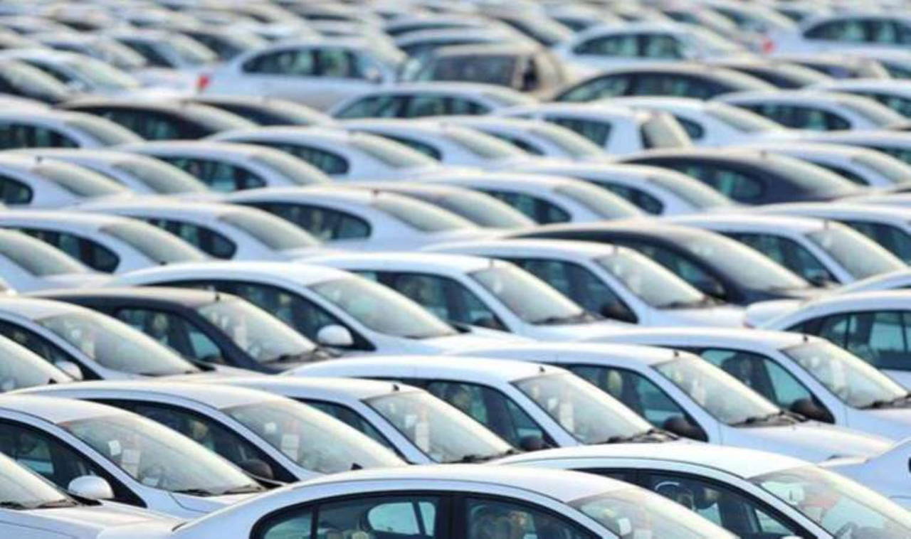 Otomobil renk seçimindeki 20 yıllık değişim! İşte en çok tercih edilen renkler: Her 5 modelden 4'ü...