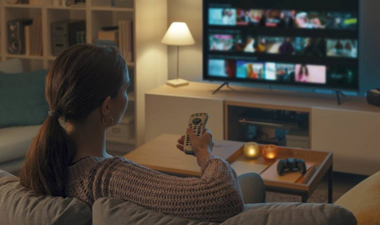 TV yayın akışı 17 Nisan Perşembe! Hangi kanalda ne var, günün filmleri ve dizileri neler?
