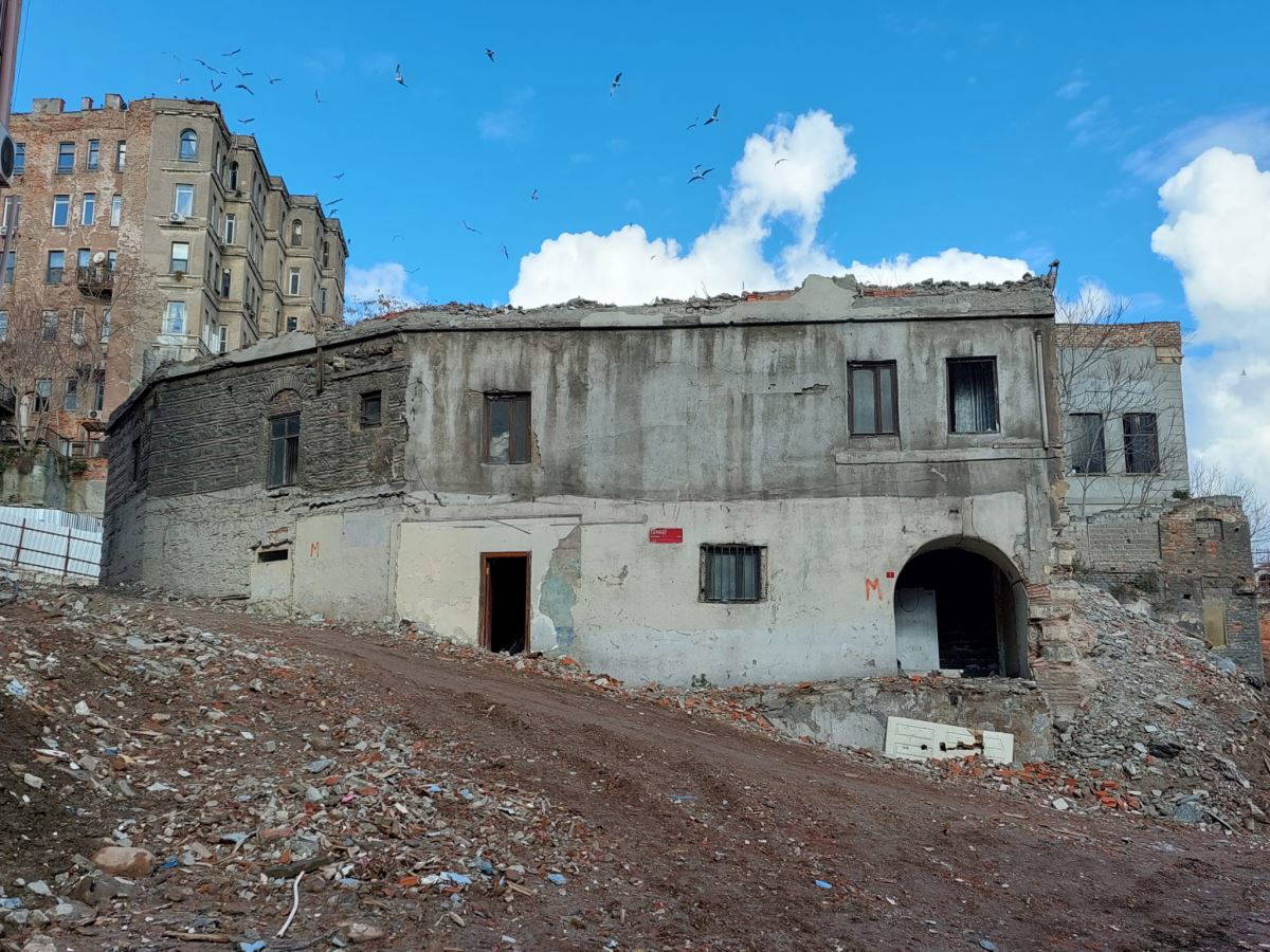 200 yıllık genelev sokağı kimlik değiştiriyor