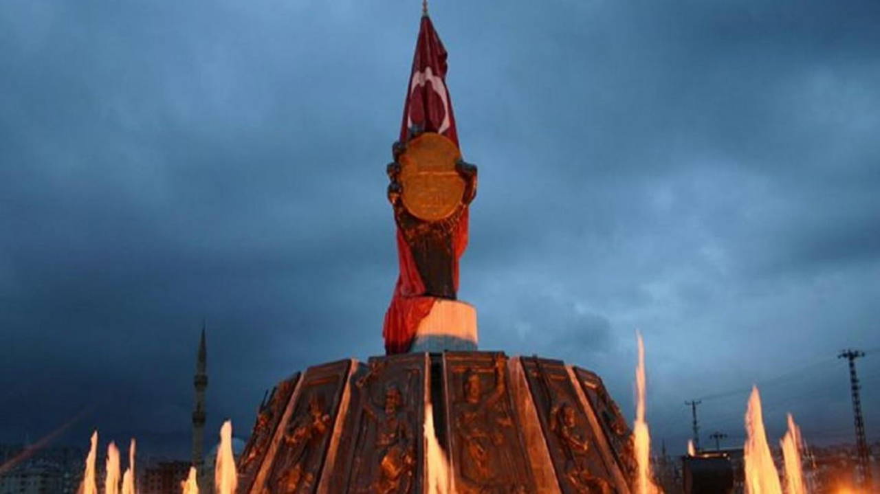 Kahramanmaraş'ın ilçeleri! Kahramanmaraş'ın kaç ilçesi var? Kahramanmaraş'ın ilçe nüfusları kaç? Kahramanmaraş'ın ilçe belediyeleri hangi partiden?