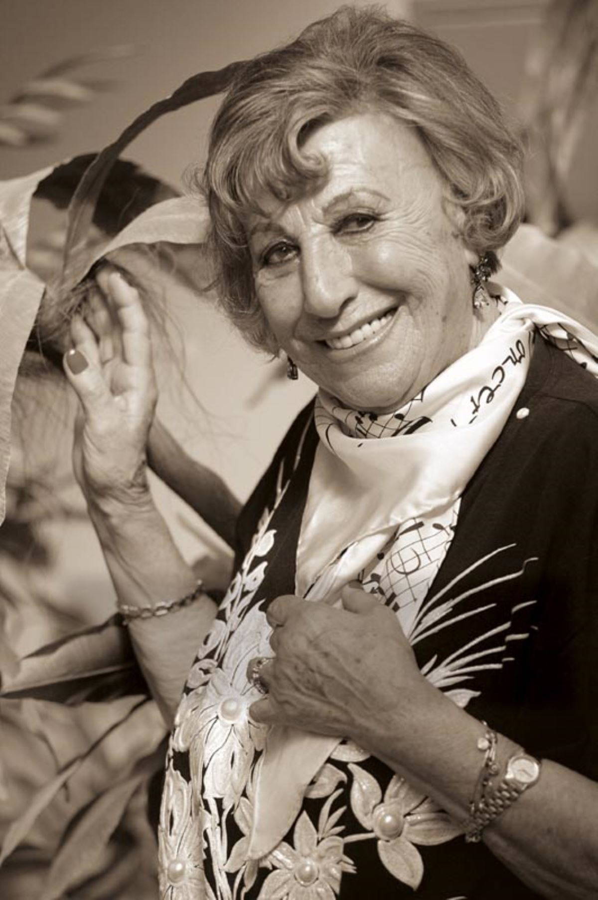 Müzeyyen Senar kimdir? Müzeyyen Senar ne zaman öldü? Müzeyyen Senar şarkıları...