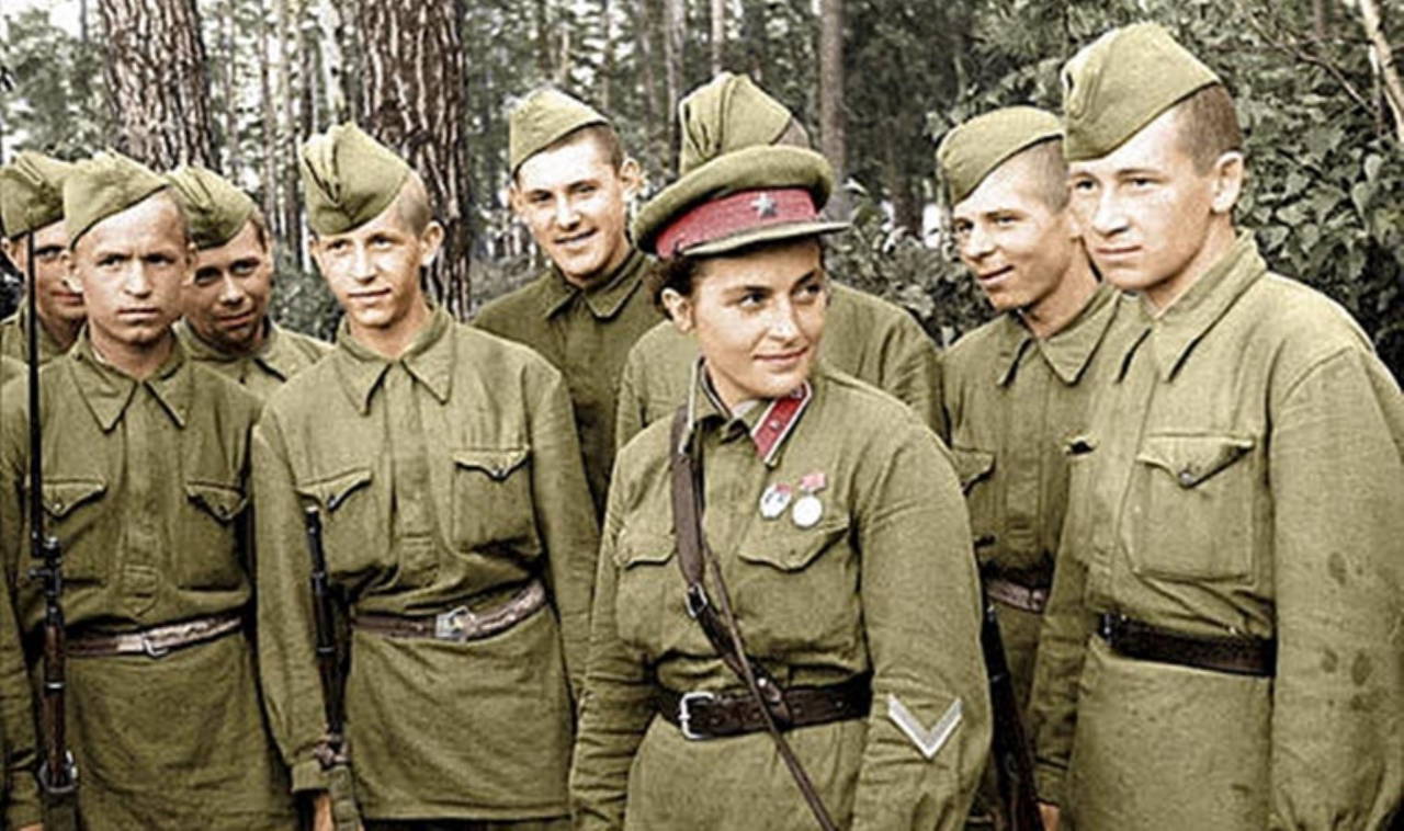 Tarihin en ölümcül keskin nişancılarından biri: Nazi avcısı “Bayan Ölüm”