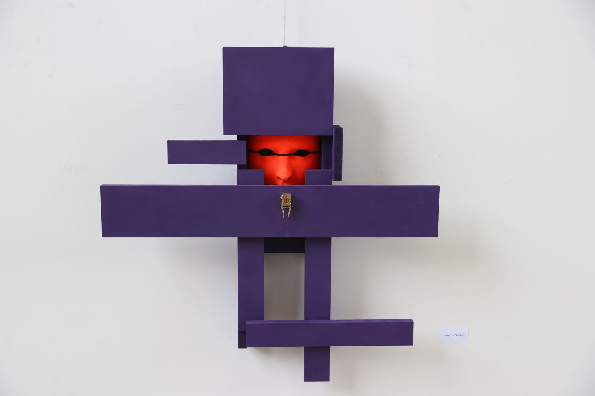 Edirne'de atık ahşap malzemeler kullanılarak hazırlanan heykeller sergilendi