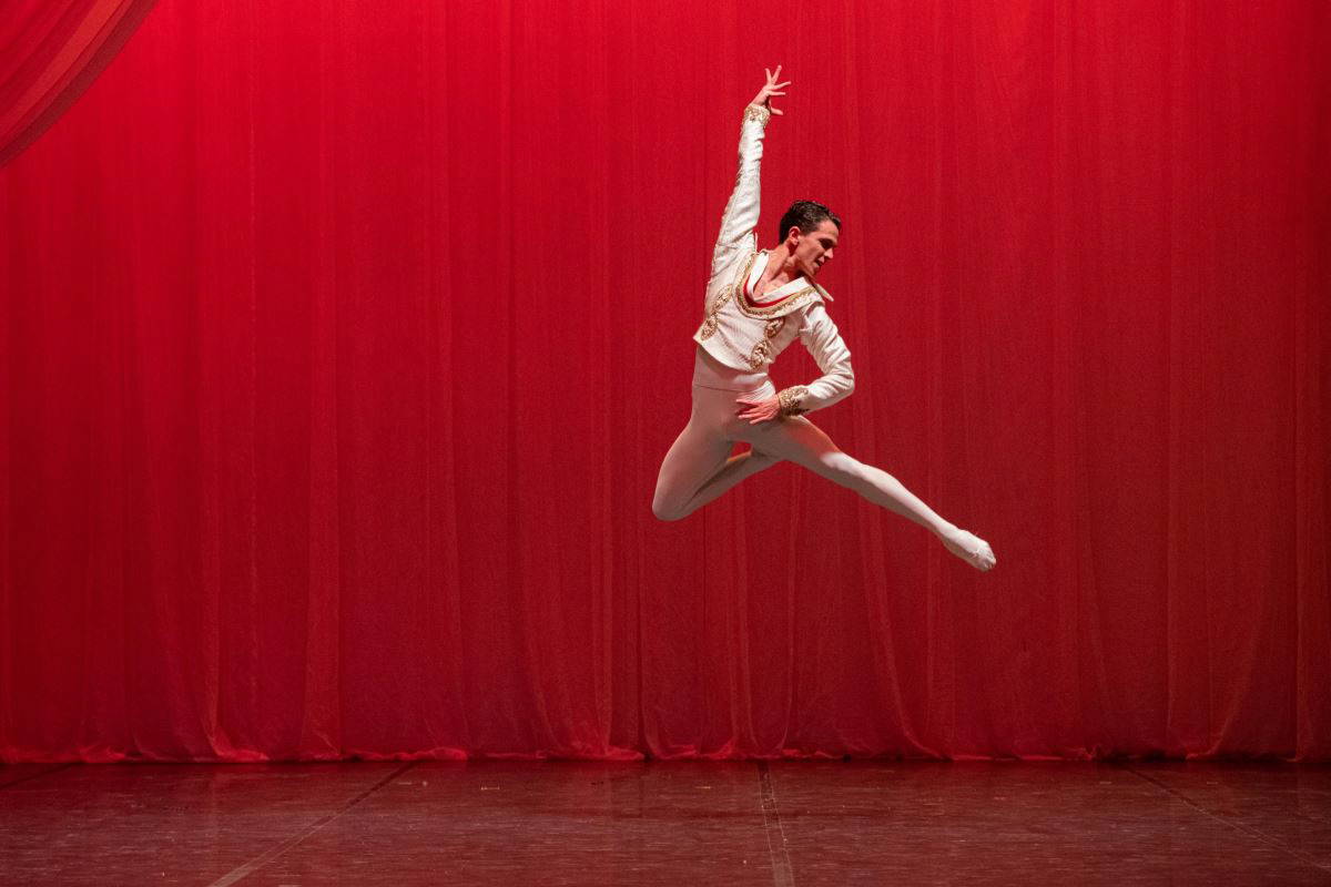 Süreyya Opera Sahnesi'nde 'Bale Gala Minkus Gecesi'