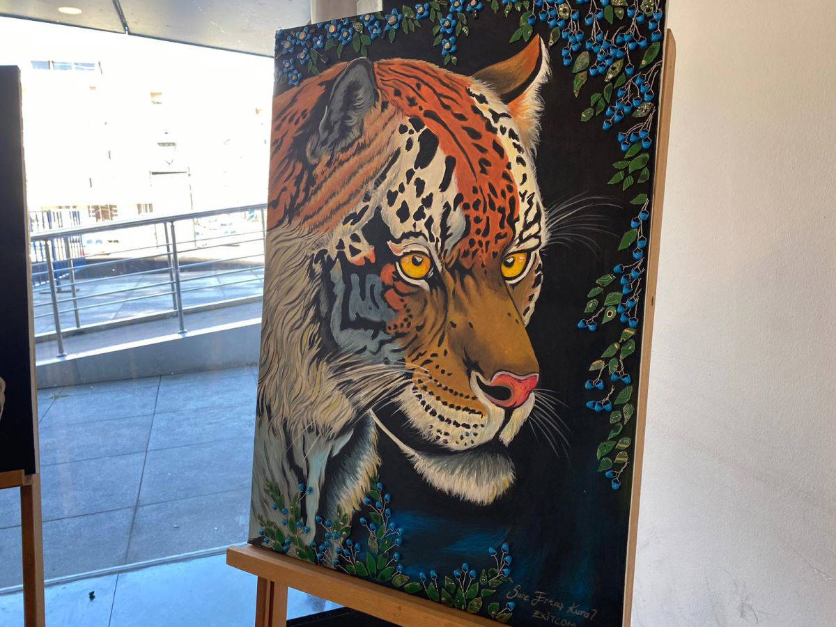 Atık çöplerden sanat eserleri üretildi