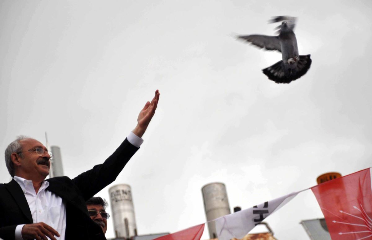 Millet İttifakı adayı Kemal Kılıçdaroğlu kimdir? Kemal Kılıçdaroğlu kaç yaşında, nereli? Kemal Kılıçdaroğlu'nun siyasi yaşamı....