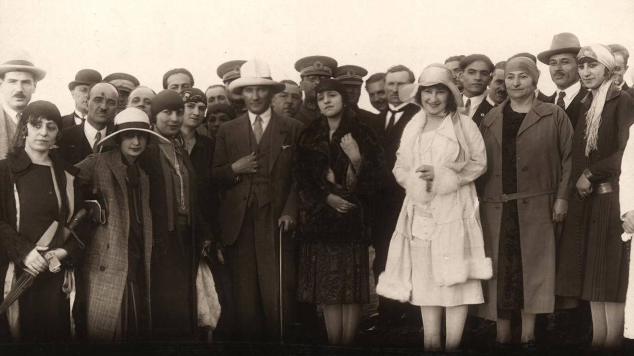 Türkiye'nin ilk kadın milletvekilleri