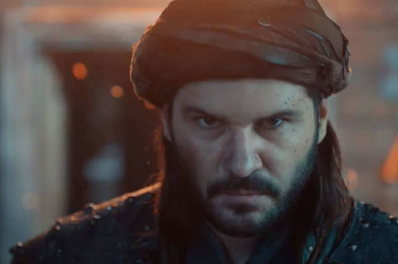 TV yayın akışı 14 Nisan Cuma! Hangi kanalda ne var, günün filmleri ve dizileri neler?