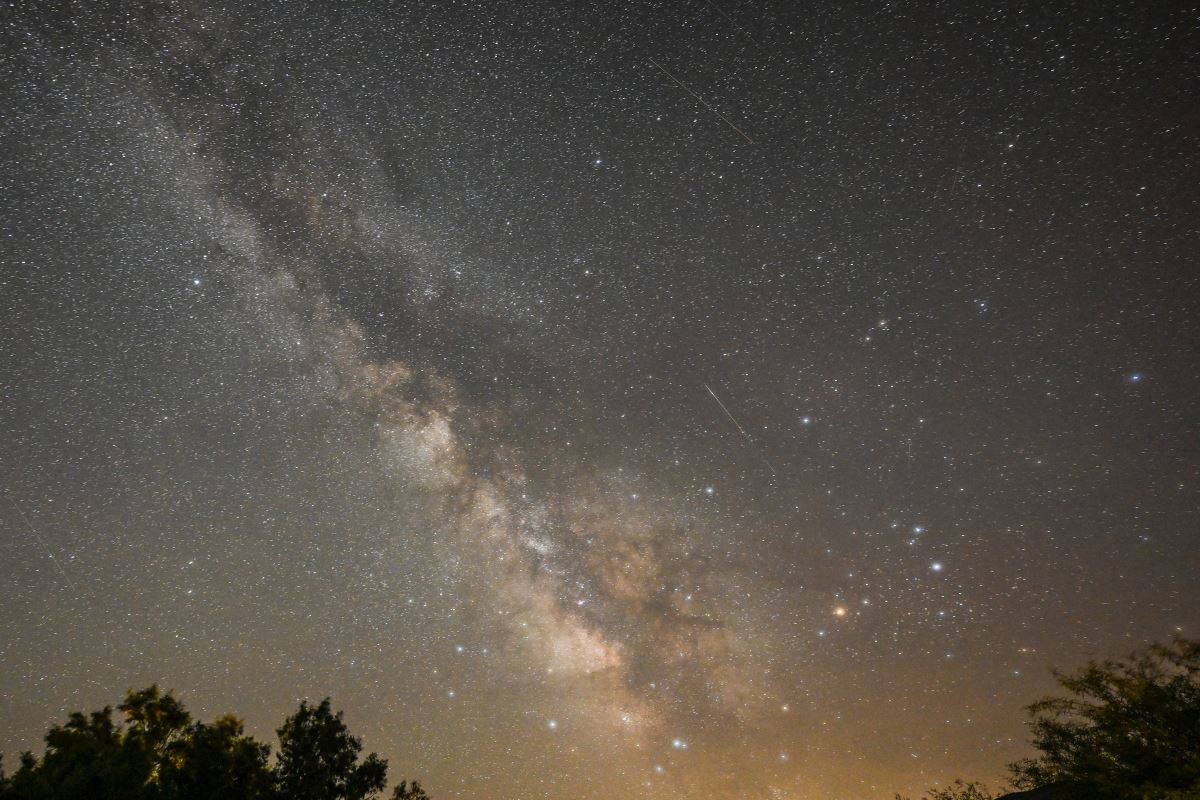 Ölüm Vadisi'nde Lyrids Meteor Yağmuru görüntülendi