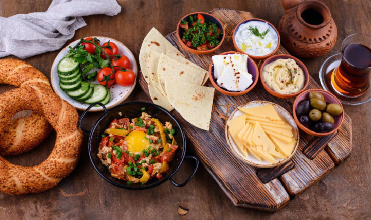 Hafta sonu sabahına lezzet katın: Pazar kahvaltısı için 6 pratik tarif