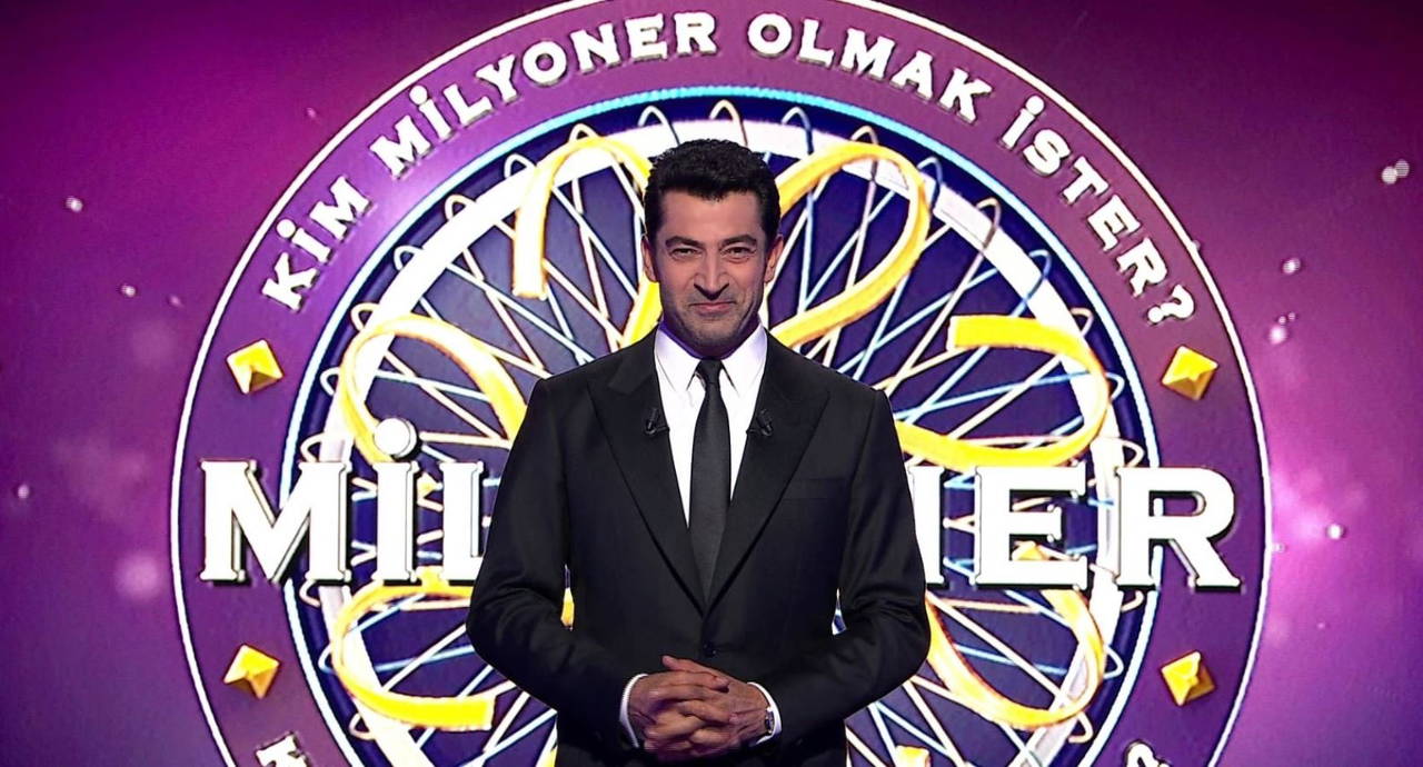 TV yayın akışı 30 Nisan Pazar! Hangi kanalda ne var, günün filmleri ve dizileri neler?