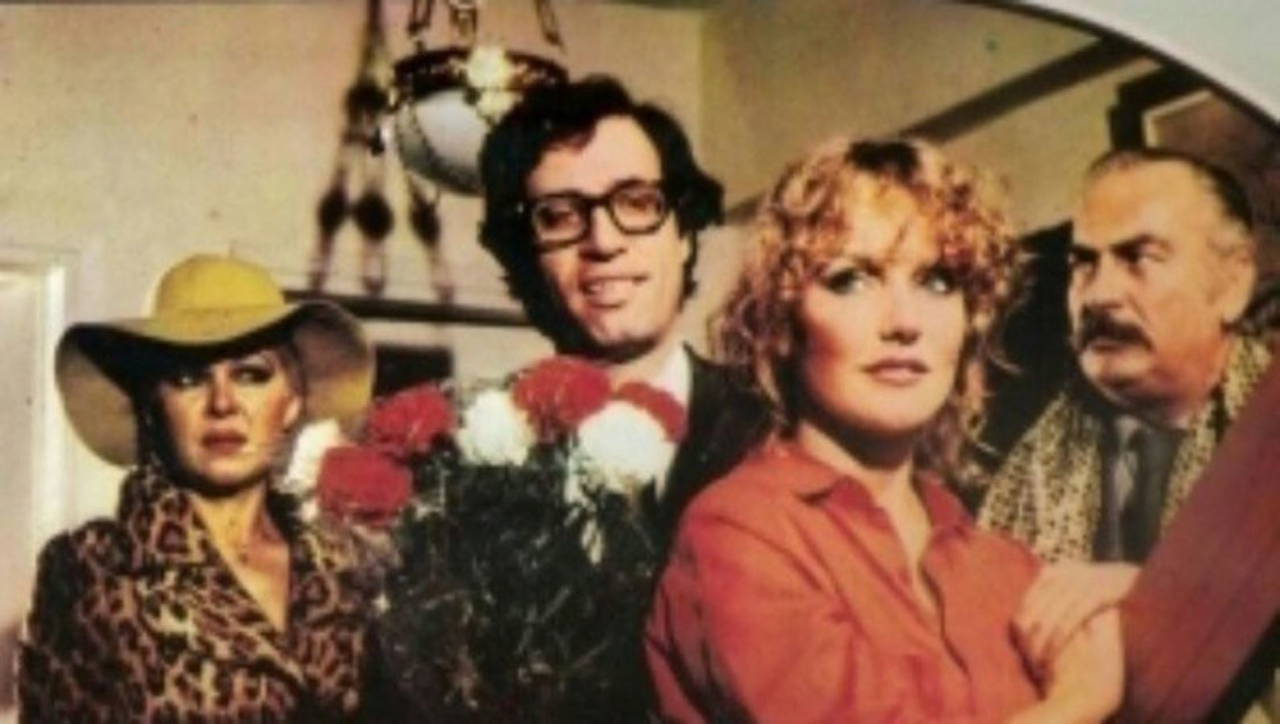 TV yayın akışı 12 Mayıs Cuma! Hangi kanalda ne var, günün filmleri ve dizileri neler?