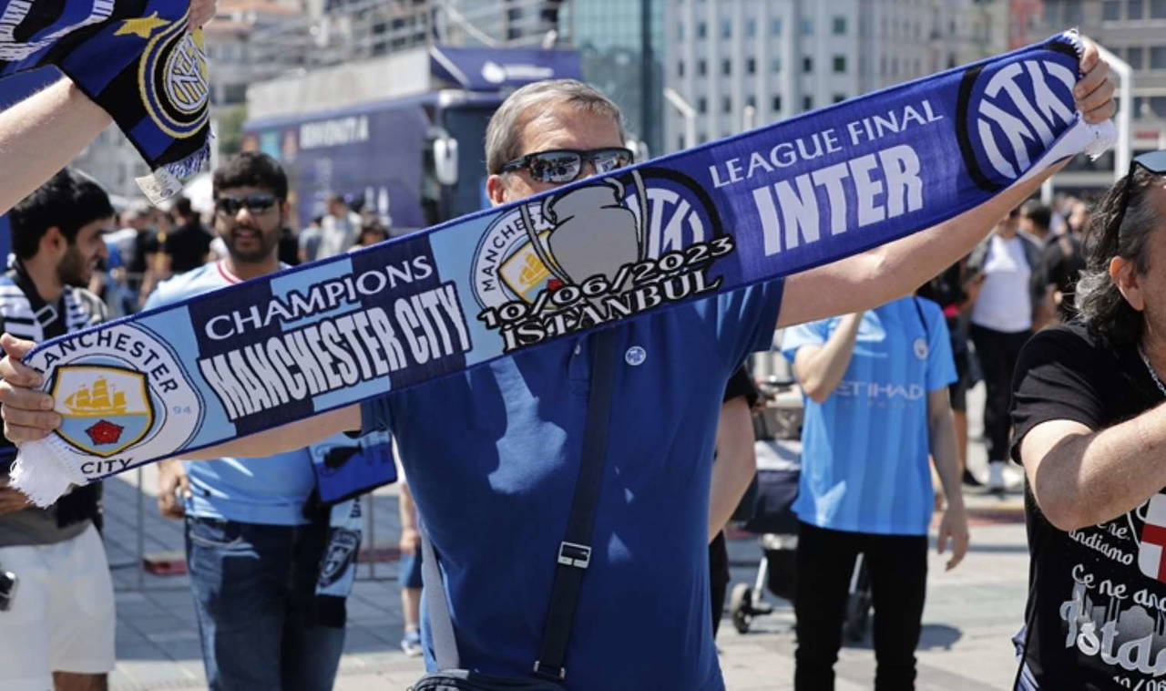 Inter ve Manchester City taraftarları İstanbul'da mest oldu