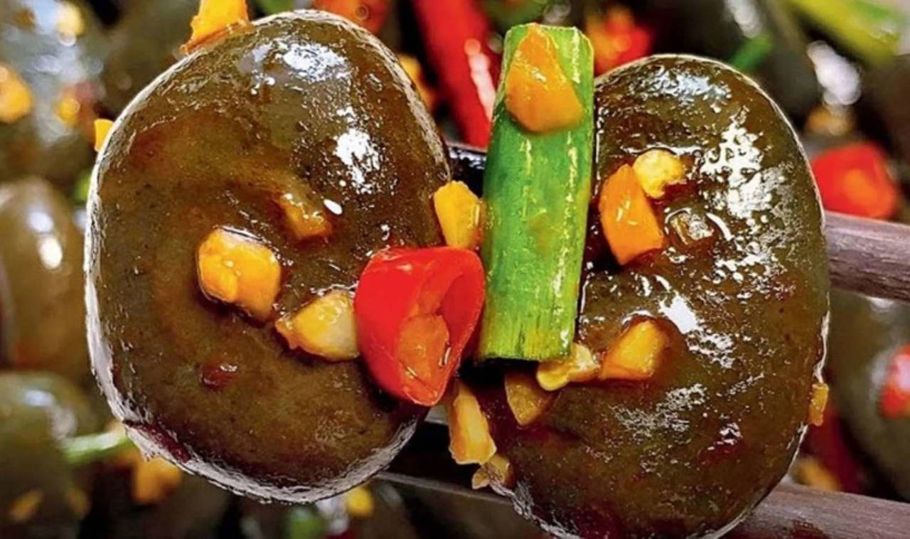 'Taş mı yiyelim' sözü gerçek oldu, taş yiyorlar!