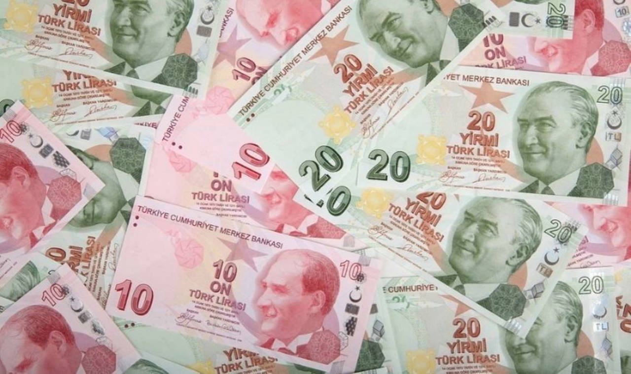 Memur ve emeklinin gözü kritik enflasyon verilerine çevrildi! Ünlü ekonomist oran ve rakam verdi...