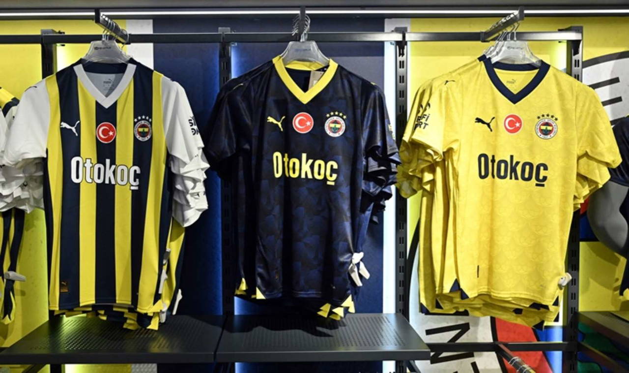 Süper Lig'de yeni sezon formaları sahaları renklendirecek