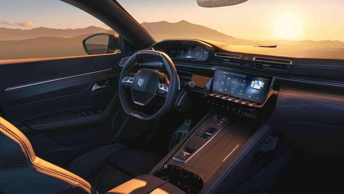 Yenilenen Peugeot 508 Türkiye'de