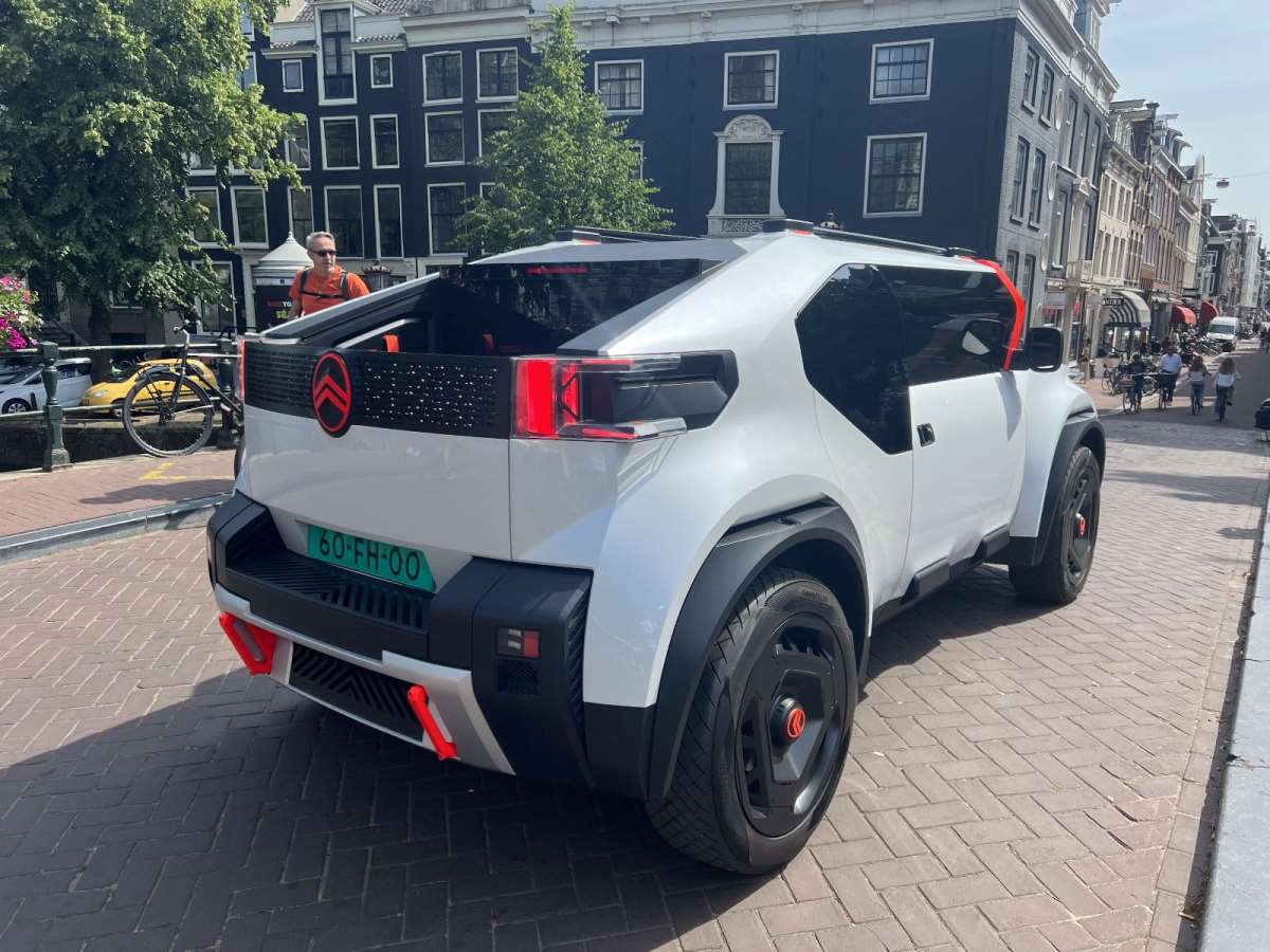 Citroen Oli Amsterdam'da yola çıktı